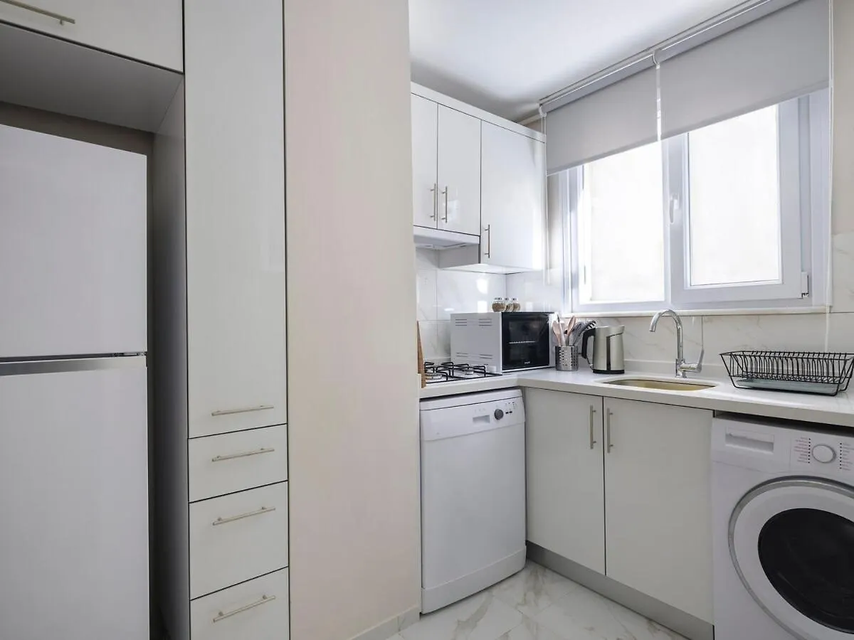 アパート イスタンブールGorgeous 3Bed2Bath Bright Bosphorus Views! #55アパートメント トルコ